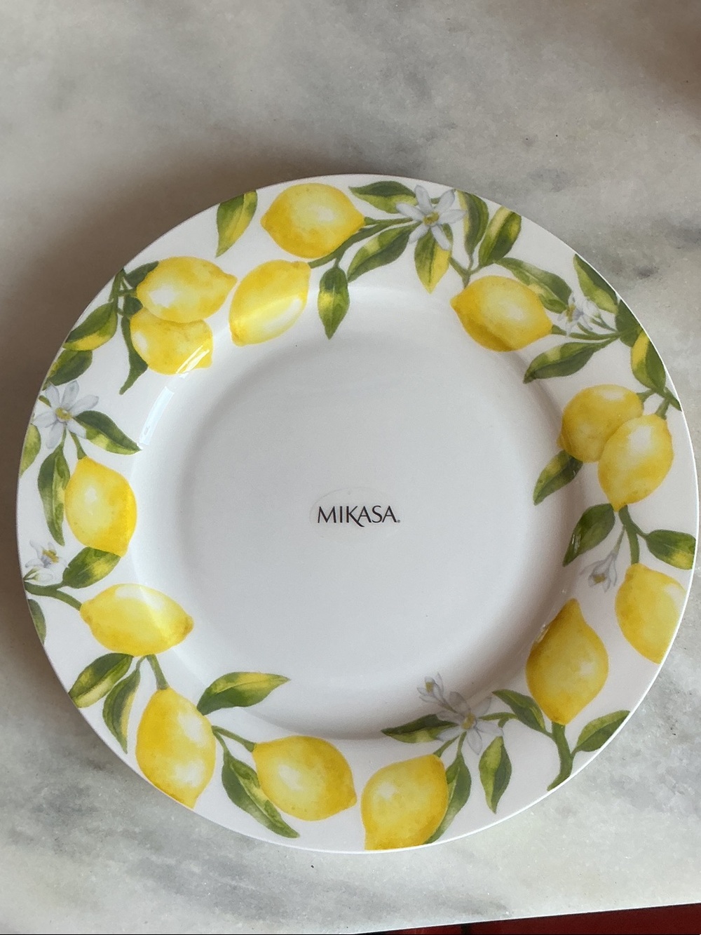 Mikasa Lemon and Green Leaf Dinner Plate